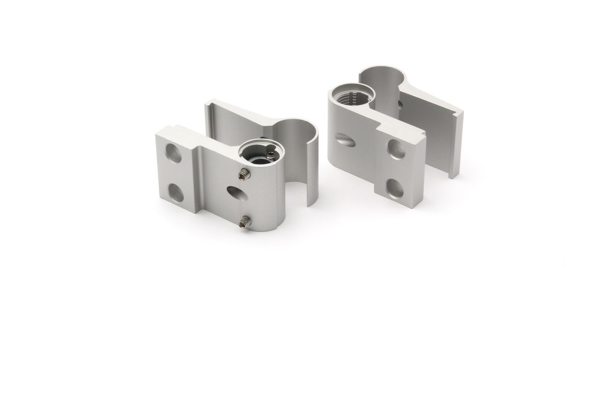 Schüco 279550 Aufsatztürband, silber, 22 mm, nach innen oder außen öffnende Tür (Vorgängerartikel 239880)